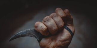 Skąd się wzięła nazwa Karambit?